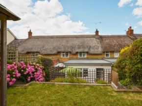 2 Bed in West Bay 77557
